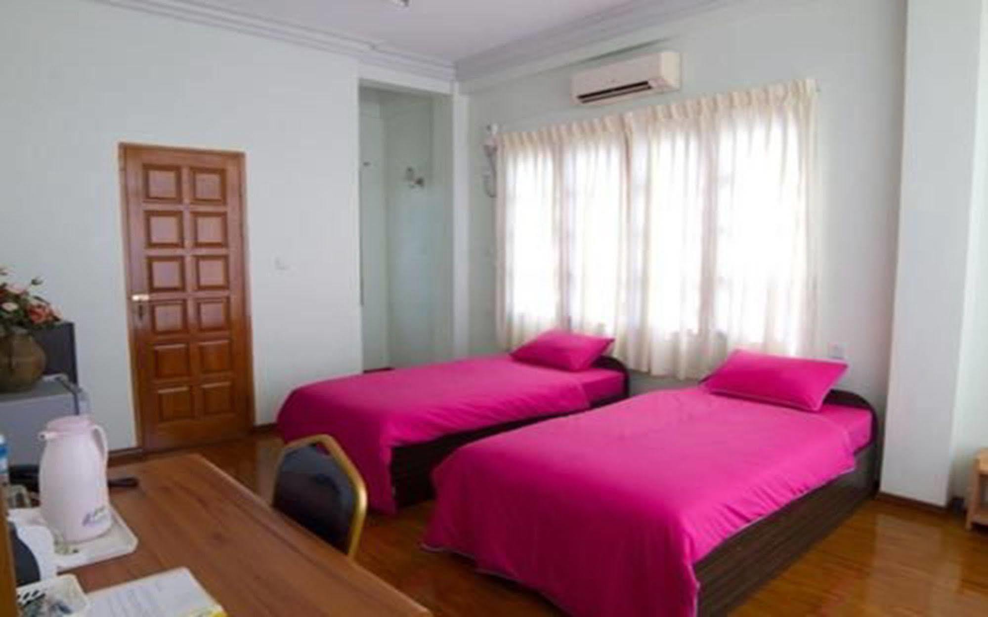 Majesty Hotel Yangon Eksteriør bilde