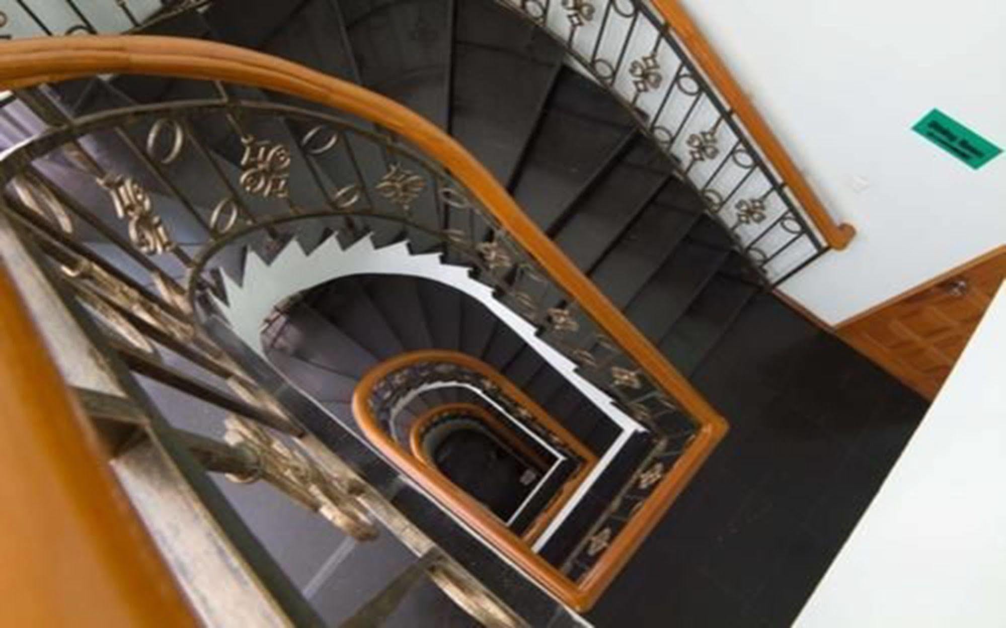 Majesty Hotel Yangon Eksteriør bilde